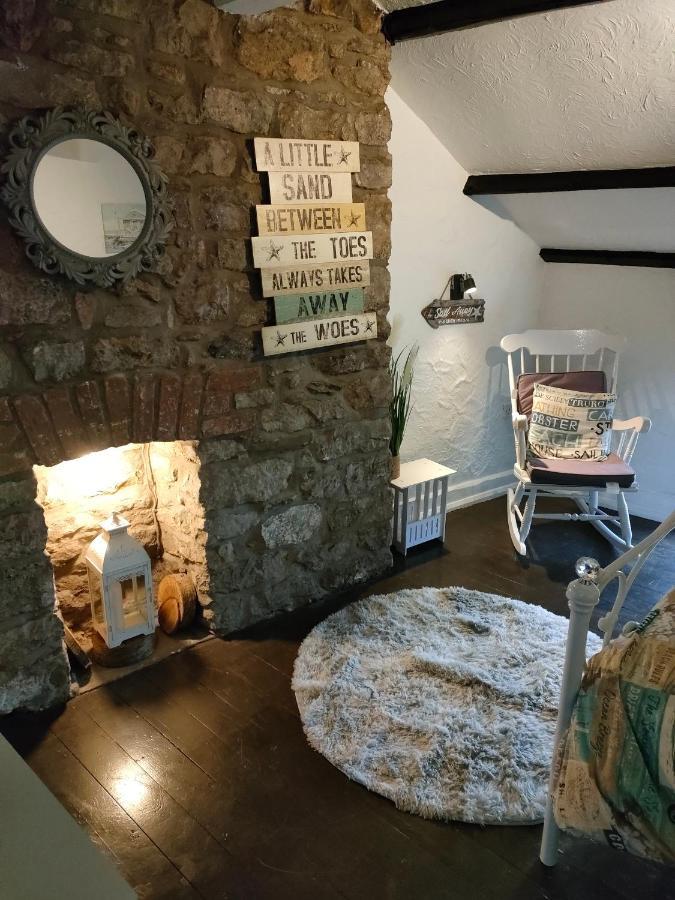 Fishermen'S Cottage With Log Burner, 2 Bathrooms & Sea Views From Garden Terraces The Mumbles Exterior foto