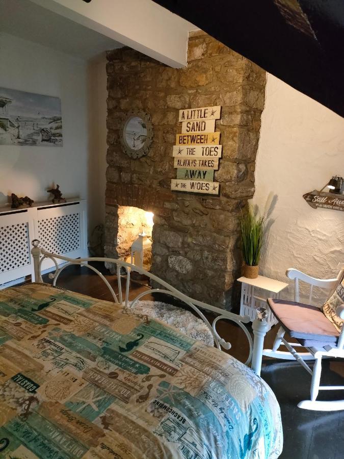 Fishermen'S Cottage With Log Burner, 2 Bathrooms & Sea Views From Garden Terraces The Mumbles Exterior foto